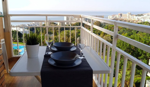 Benalmadena, perfect families (5 adults), WIFI, good weather, tranquility, leisure