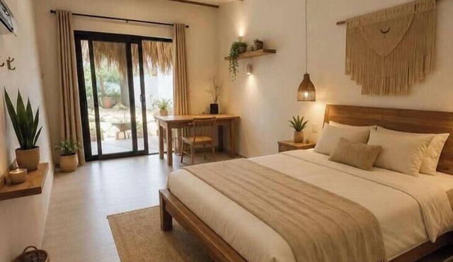 Boutique Studio | King Bed & Pool | Unit 1 | Aluna