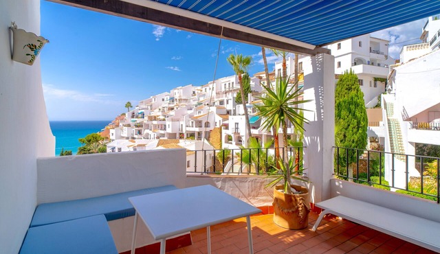 Capistrano Playa 715 by Casasol