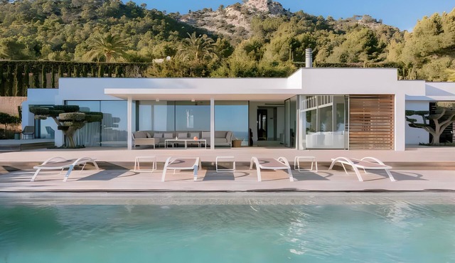 Casa Cayama with sea views, Wi-Fi and air conditioning