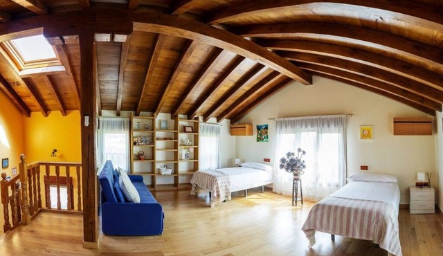 Casa con jacuzzi Mompia
