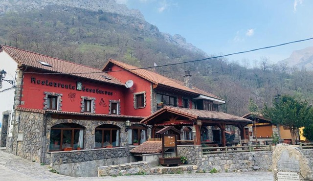 Casa Cuevas