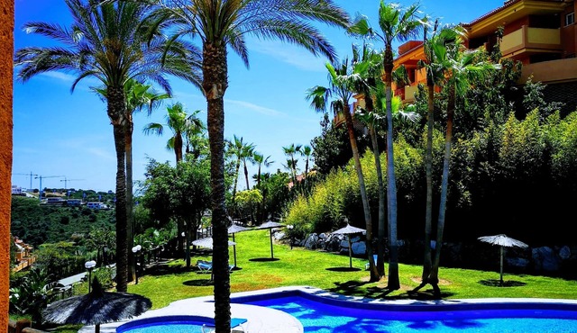 Charming apt, 2 terraces, dir. access to pool, close to beach and golf courses