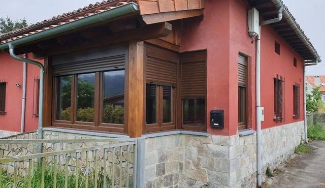 Charming newly renovated country house with ample land for exclusive use