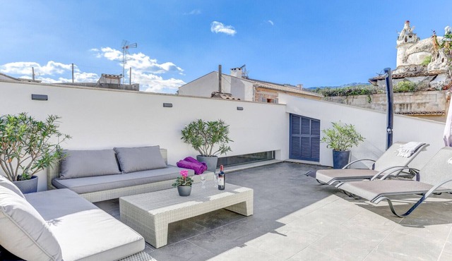 Charming renovated townhouse in the heart of Pollensa