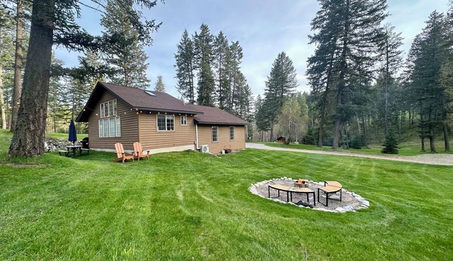 Charming studio guesthouse in delightful Bigfork with AC, WiFi in Bigfork