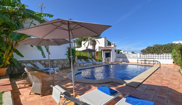 Classic and comfortable villa in Javea, on the Costa Blanca, Spain with private pool for 6 persons