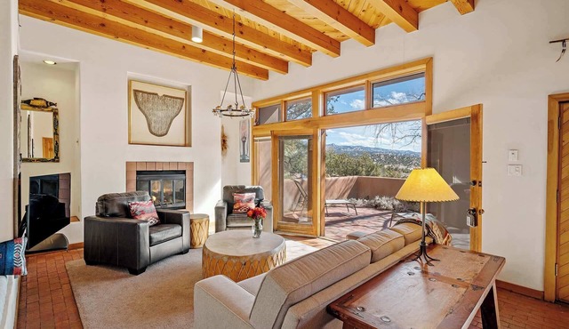 Close to Santa Fe Opera, Four Seasons, Pool Access