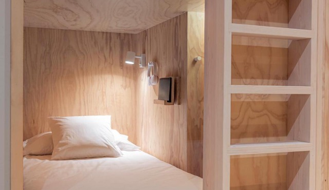 Colo Colo Hostel - Single Private Beds