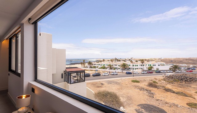 COTILLO 15B Modern Ocean View Apartment