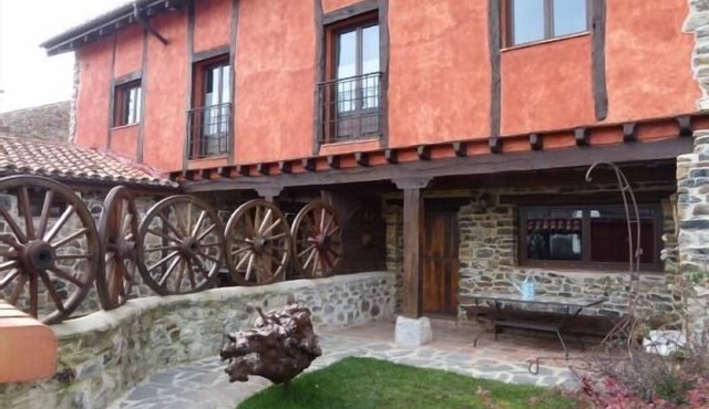 Cottage (full rental) for 8 people