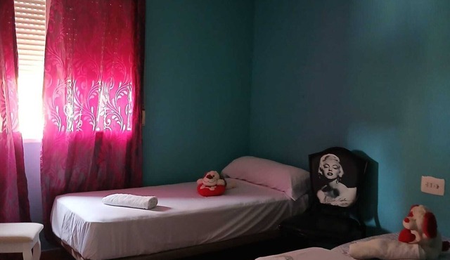 Cottage (pet friendly) nearby beaches and dog friendly beaches.