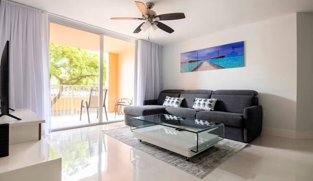 Cozy 1-bedroom apartment with AC in brilliant Miami