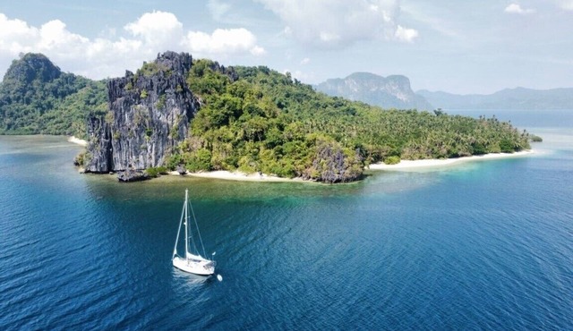 Customized cruise on Sailing yacht in El NIDO