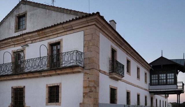 Edificio Historico CON Piscina Y Chimenea EN Finca DE Encinares Y Dehesas