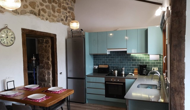 El Pajar, rustic apt. & gardens with sheep & hens
