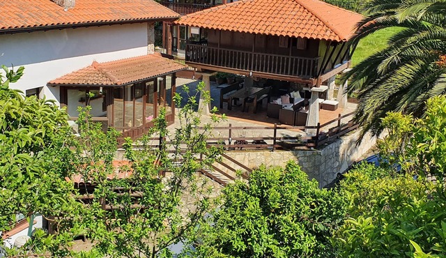 el riveru, Asturian mansion with granary 5 minutes from beaches