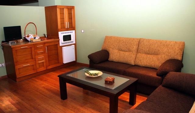 EL YELMO DE MAMBRINO HOUSE - SOLANO (Maximum 2 adults + 2 children)