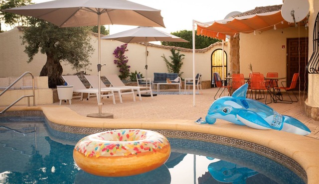 Family-friendly villa with private pool in a fantastic location.
