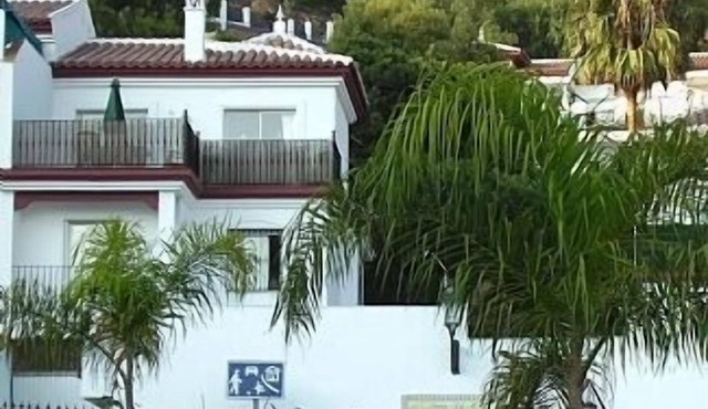 Fantastic Air-conditioned Villa With Private Pool. Beautiful sea views