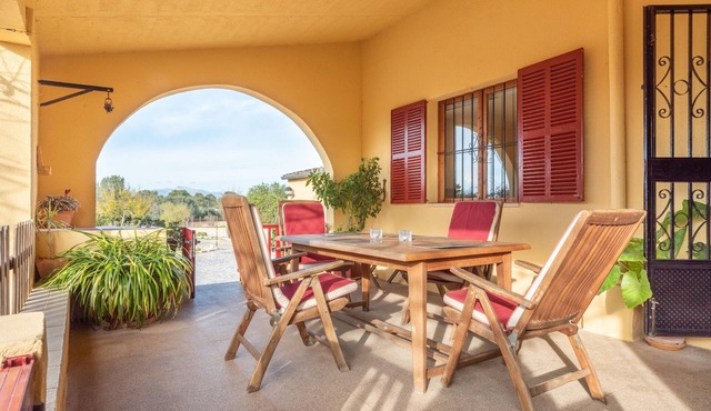 Fantastic Finca with Wi-Fi, Air Conditioning, Garden and Terrace