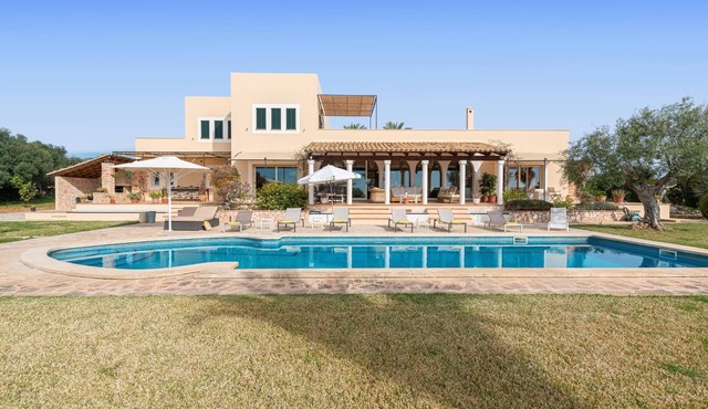 Fantastic Rural Villa Korema: 8 pax Between SHorta and Portocolom