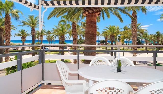Fantastic Sea Front Apartment - UHC RODAS 322