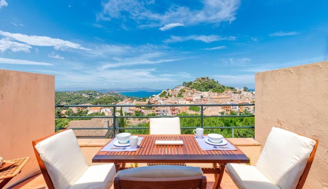 Flateli Begur Apartment