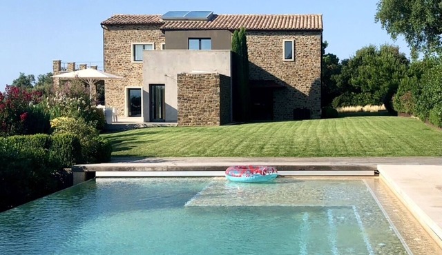 GIRONA VILLA WITH STUNNING VIEWS