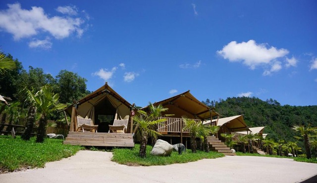 Glamping Can Bora Lodges