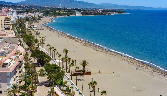 Guadalmina Baja Golfers Retreat by Interhome