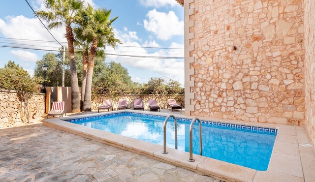 Holiday Home "Es Cantó" with Air Conditioning, Pool, Wi-Fi and Terrace