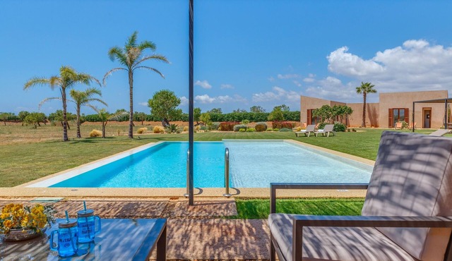 Holiday Home 'Finca Thalassa' with Mountain View, Wi-Fi and Air Conditioning