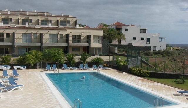 Holiday Villa 'In Amarilla Golf' with Sea Views, Wi-Fi and Air Conditioning