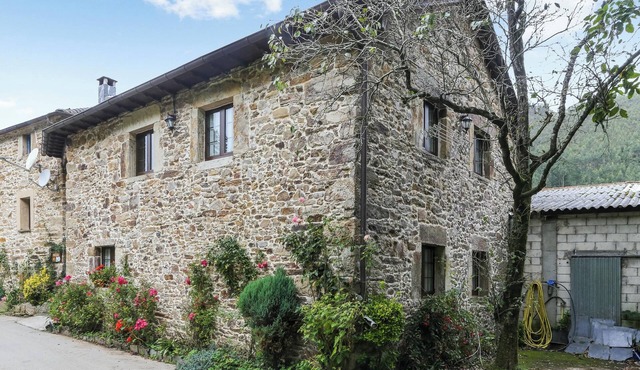 Homerez - 320 sqm House for 12 in Tineo