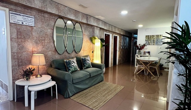 Hostal Residencia Cardona