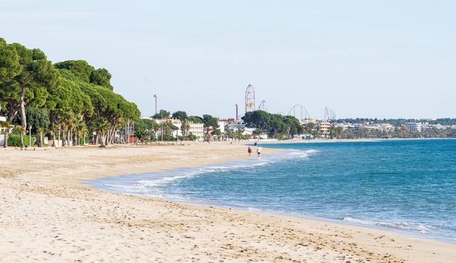 Ideal space with barbecue 500m beach