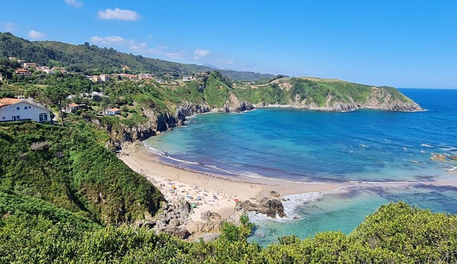 Individual villa facing the sea, Pechón Cantabria. Beautiful views.