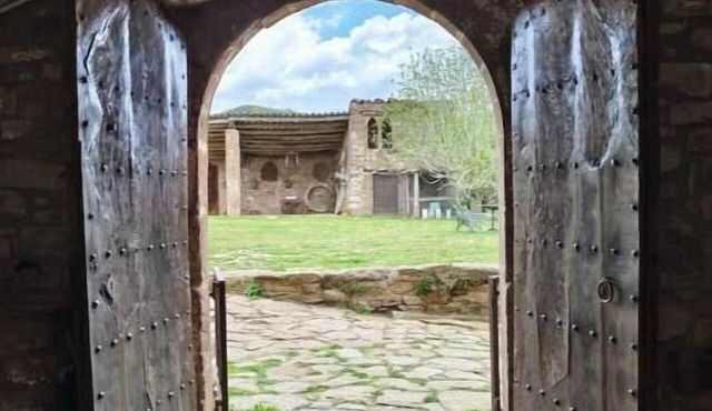 "La Fleca": Accommodations with a Catalan vaulted ceiling
