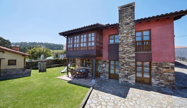 La Quintana de Somao, Casa de Abajo