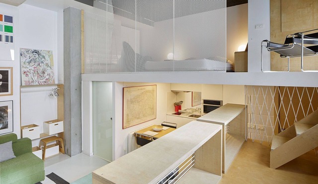 LOFT 2. UNIQUE AND INVITING LOFT