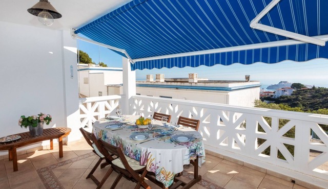 Los balcones by Interhome
