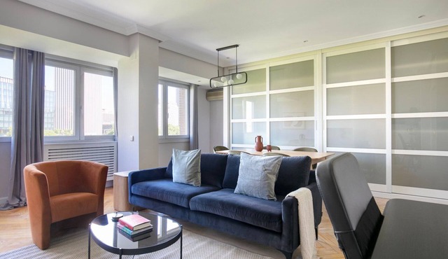 Lovely El Viso 3BR w/Balcony & A/C, near Bernabeu, by Blueground