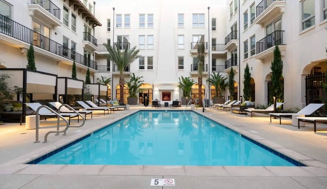 Luxury Montclair Studio｜Pool & Spa｜Secure & Stylish