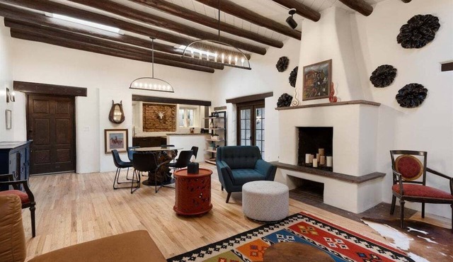 Marcy House - Downtown East Side- 3 Bedroom