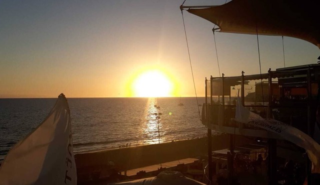 Melonersas Sunset Villa Feliz 164 , 5 minutes to the beach or pool area