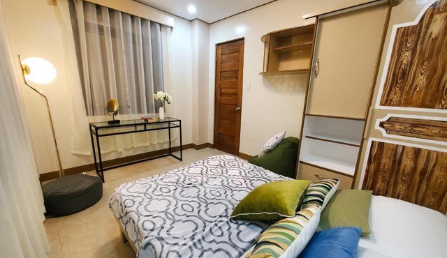Mirador Modern House - Walking distance to Lourdes Grotto