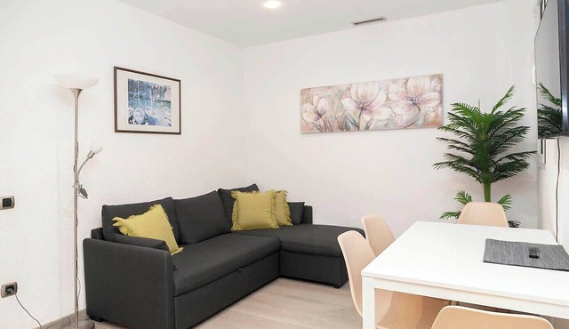 Modern and Ideal for Families in Barcelona Eixample