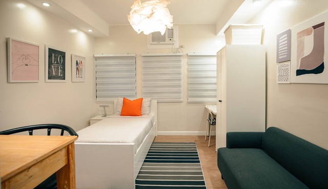 Modern & Cozy 2Bed Studio in Katipunan w/All Essentials+Fast Internet+Netflix