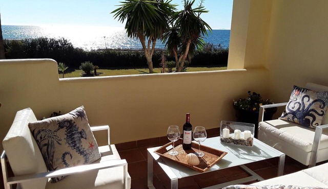 New Apartment!Beachfront Elviria Complex NEPTUNO I, Views,Pool and Garden